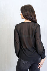 Blusa in georgette con pieghe frontali – Nera