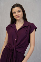 Camicia annodata con maniche corte