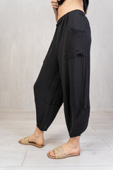 Pantalone Arabesk in tessuto leggero con tasche