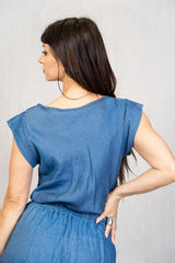 Top lyocell con collo sciallato