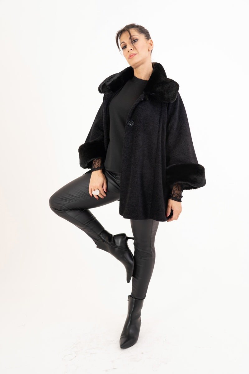 Mantella Velvet Fur in chenille con collo in eco pelliccia