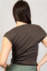 Maglia in cotone stretch con drappeggio laterale
