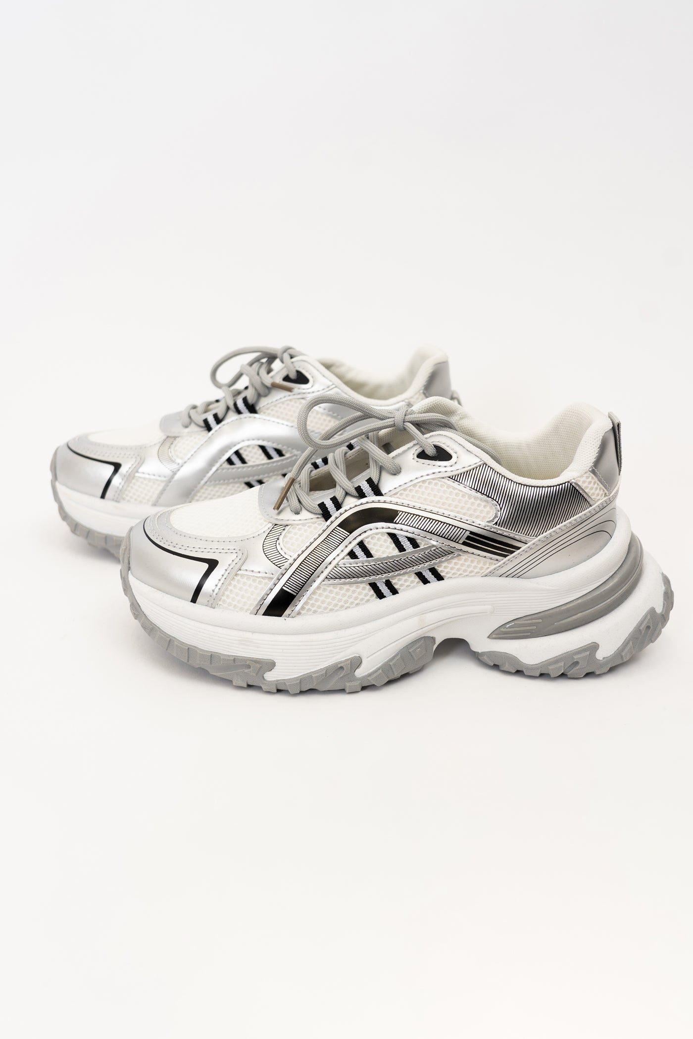 Sneakers running stile sporty-chic