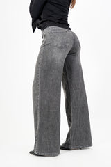 Jeans flare soft-touch grey wash.