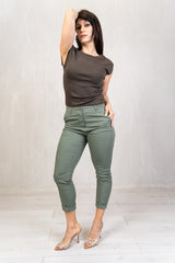Maglia in cotone stretch con drappeggio laterale