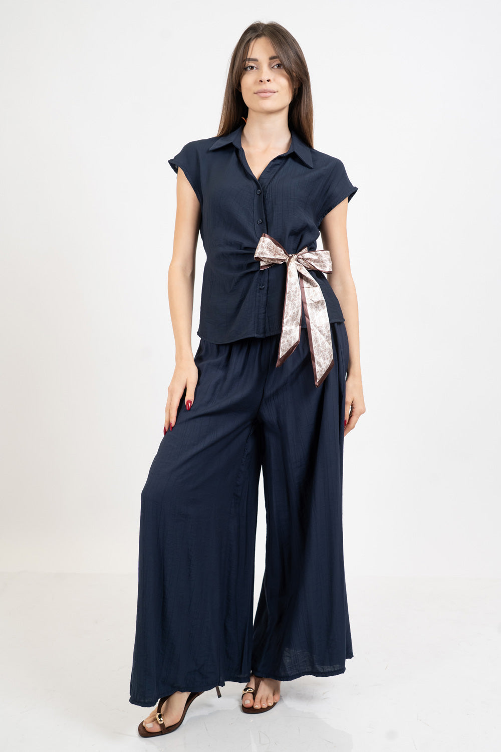 Camicia EasyWave con fusciacca foulard in raso.