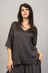 Maglia over viscosa e seta scollo a V