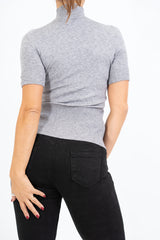 Maglia KnitChic con Mezzo Collo e Bottoncini
