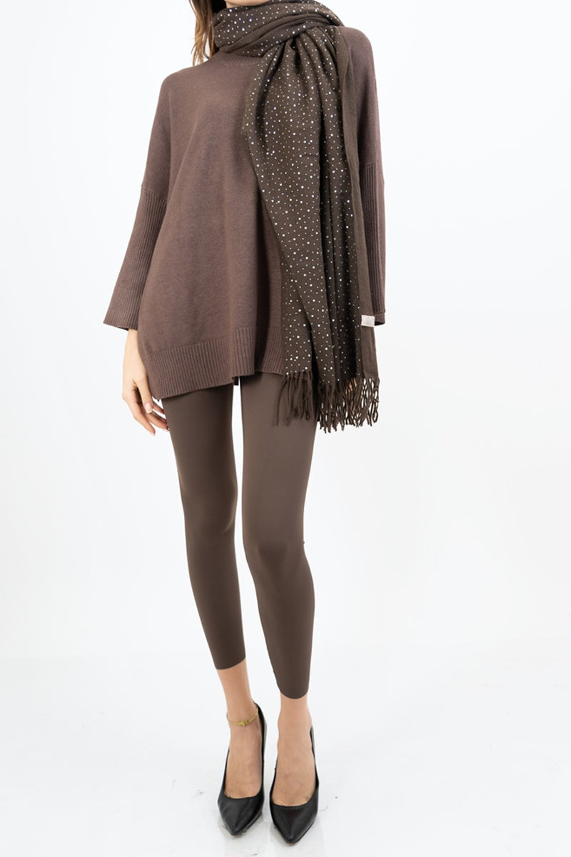 modella indossando Leggings donna a baschina alta elasticizzati – Tortora colore Tortora