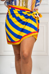modella indossando Completo Royale colore