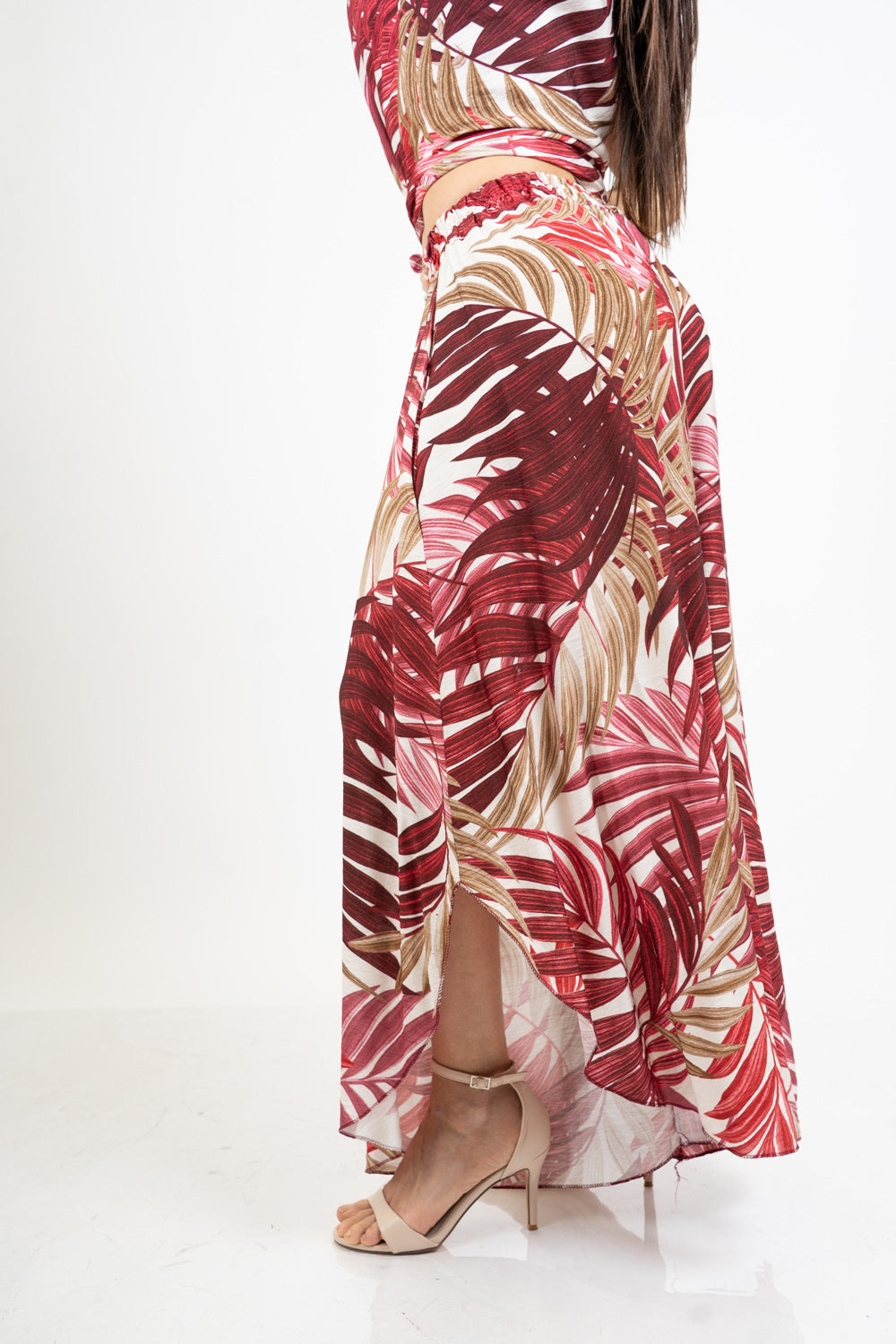 Pantalone palazzo fantasia foglie in viscosa con elastico in vita.