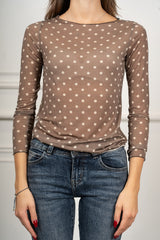 modella indossando Maglia Aveline colore