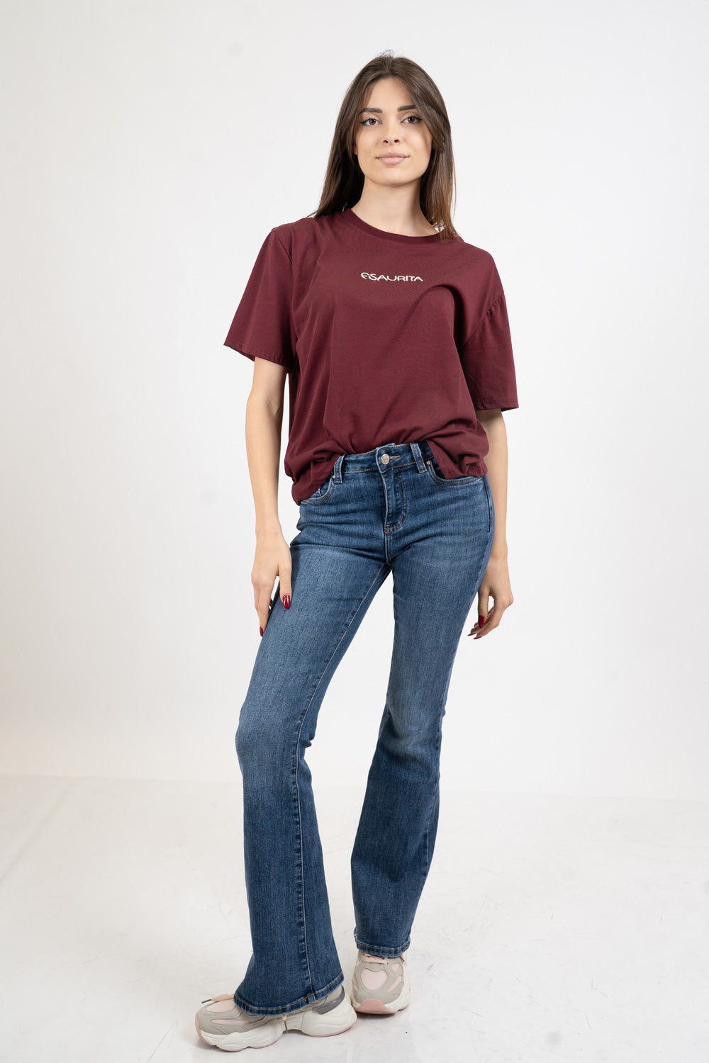 T-shirt scritta cotone “ESAURITA”.