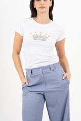 modella indossando T-shirt donna con corona di strass in cotone elasticizzato colore Bianco Unica