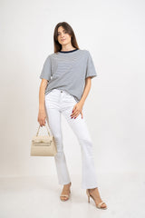 T-shirt rigata over con spacchetti.