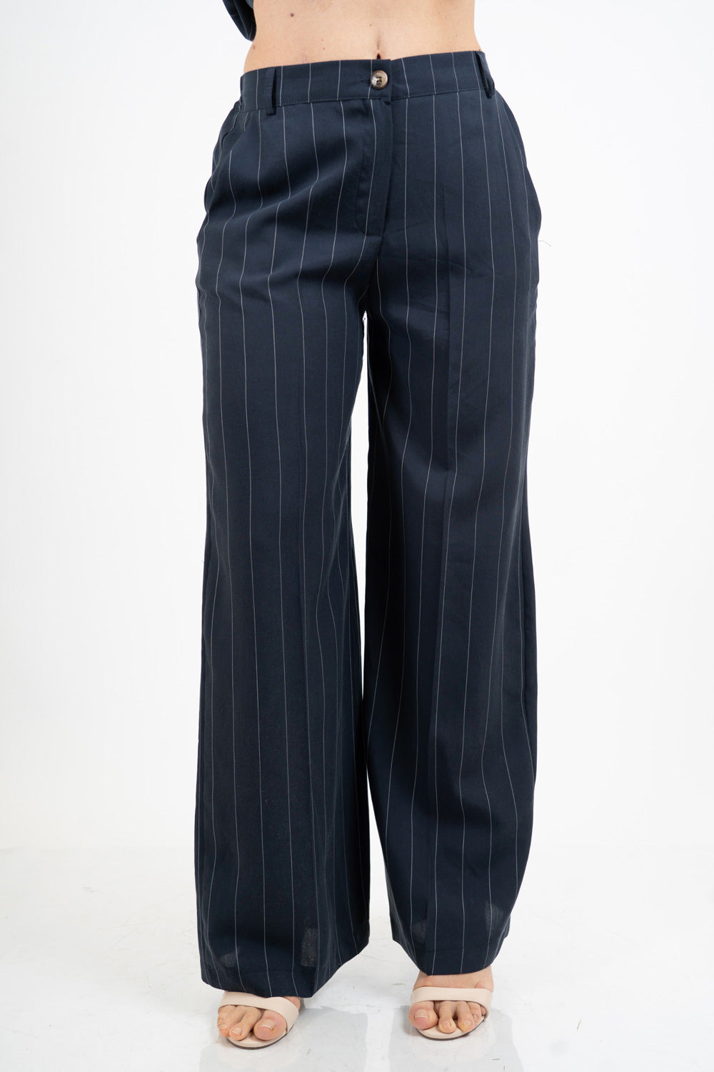 Pantalone palazzo gessato a righe con elastico in vita Made in Italy.