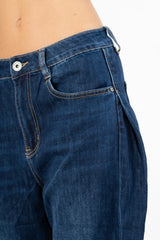 Jeans con pences laterali