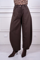 modella indossando Pantalone Selwyn balloon colore