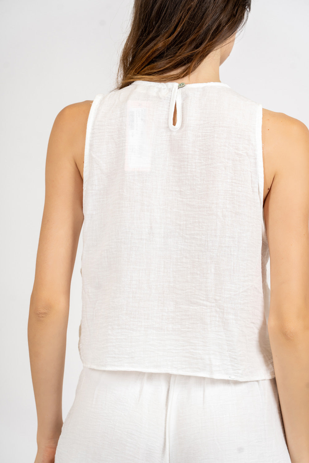 Completo palme traforate in rayon lino.