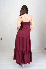 Abito con balze e fascia elastica