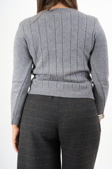 modella indossando Maglioncino SoftTrecce colore