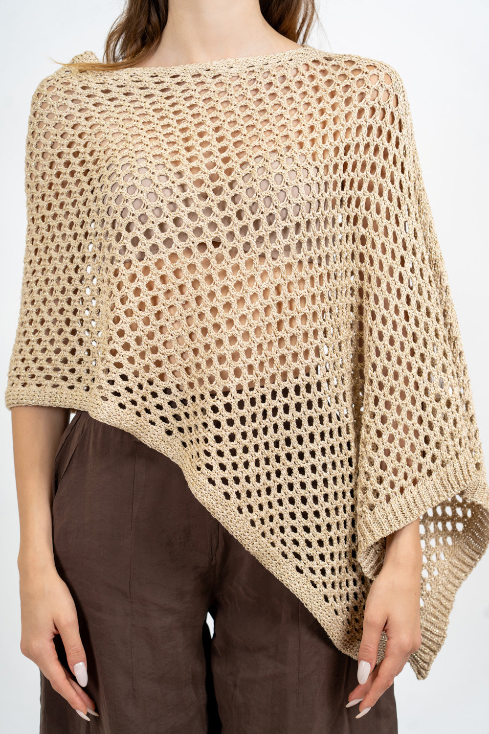Poncho rete lurex in cotone effetto crochet.