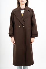 Cappotto lungo in panno doppio petto con martingala ai polsi