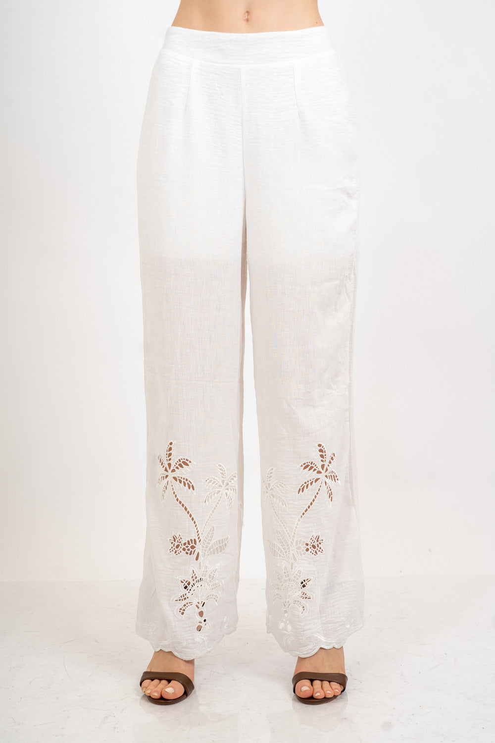 Completo palme traforate in rayon lino.