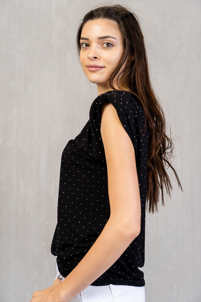 Maglia in viscosa con strass e giromanica ampio