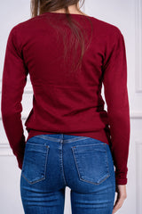 modella indossando Cardigan Elowen scollo V colore