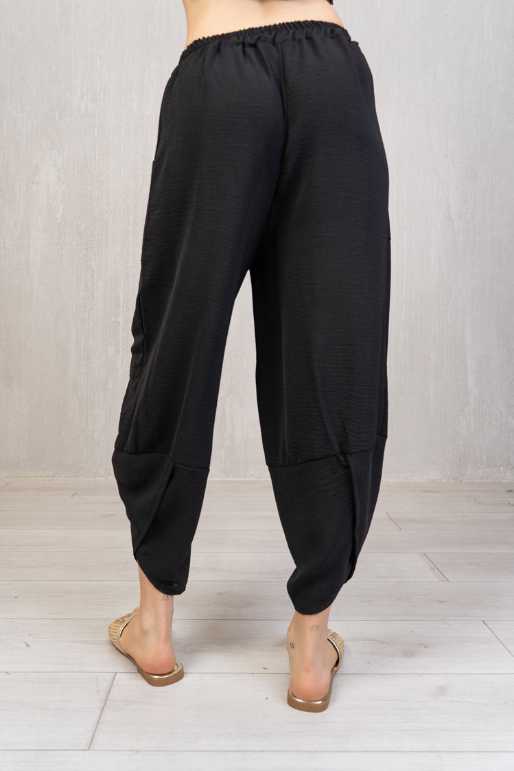 Pantalone Arabesk in tessuto leggero con tasche
