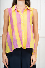 modella indossando Camicia Smanicata Positano Righe colore