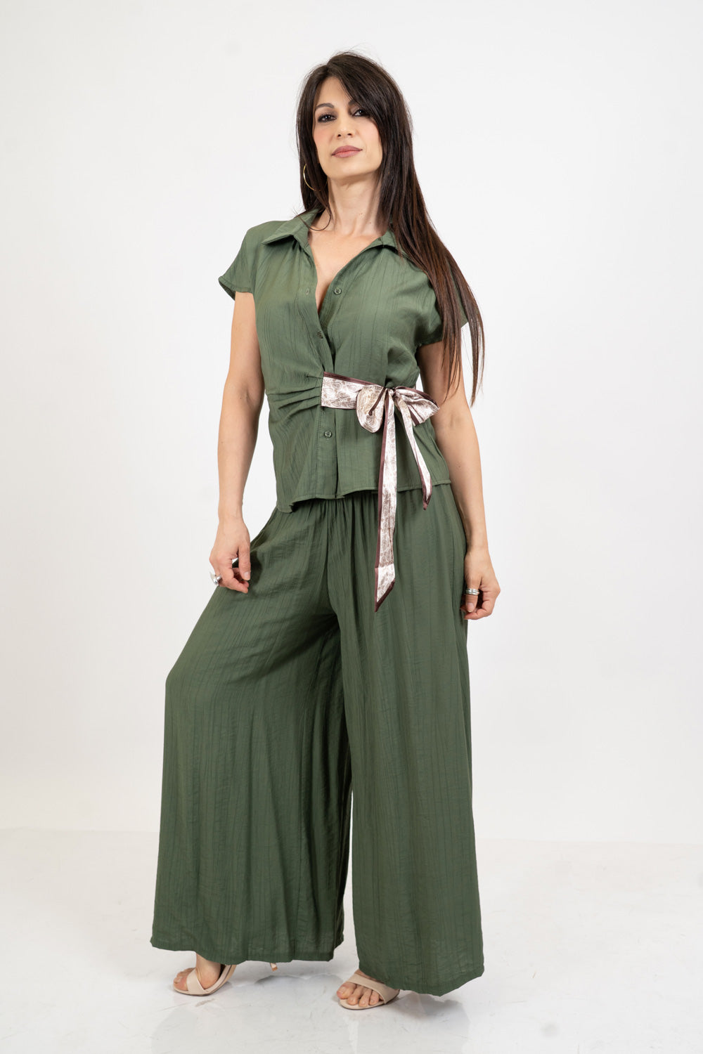 Camicia EasyWave con fusciacca foulard in raso.