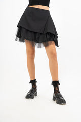 Gonna con tulle e gioco di volumi