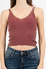 Top scollo V in maglia lurex a costine.