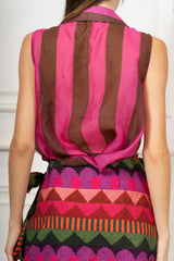 modella indossando Camicia Smanicata Positano Righe colore