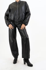 modella indossando Bomber SoftLeather in ecopelle imbottito colore