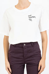 T-shirt in cotone con ricamo “mai senza te”