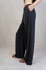 Pantalone Morbido in viscosa con Elastico e Tasche