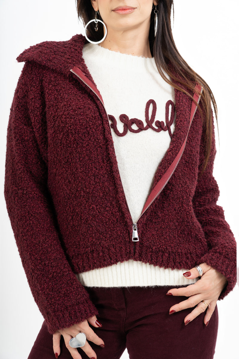 Giacca corta in filato bouclé con colletto e zip metallica