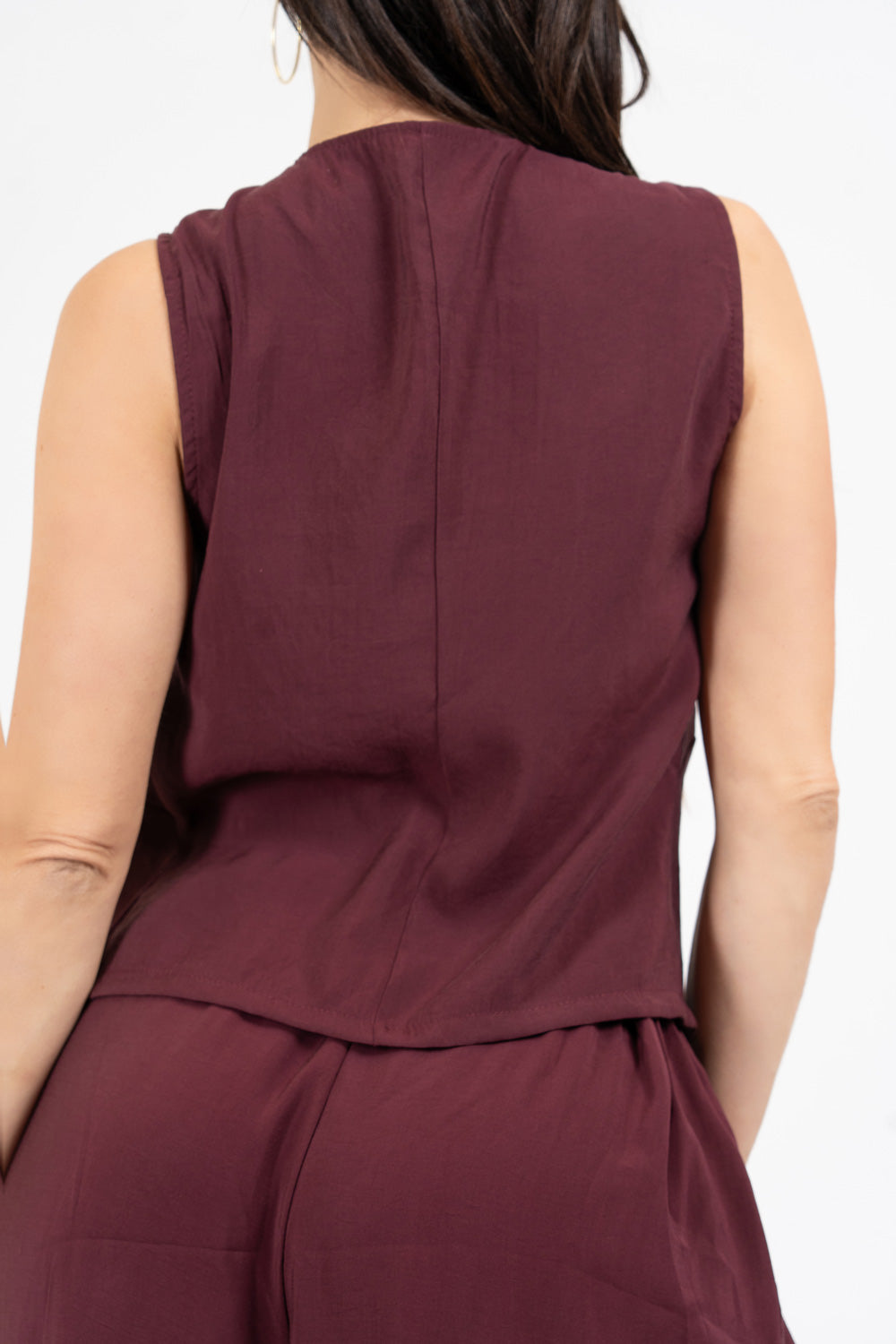 Gilet incrociato in misto viscosa.