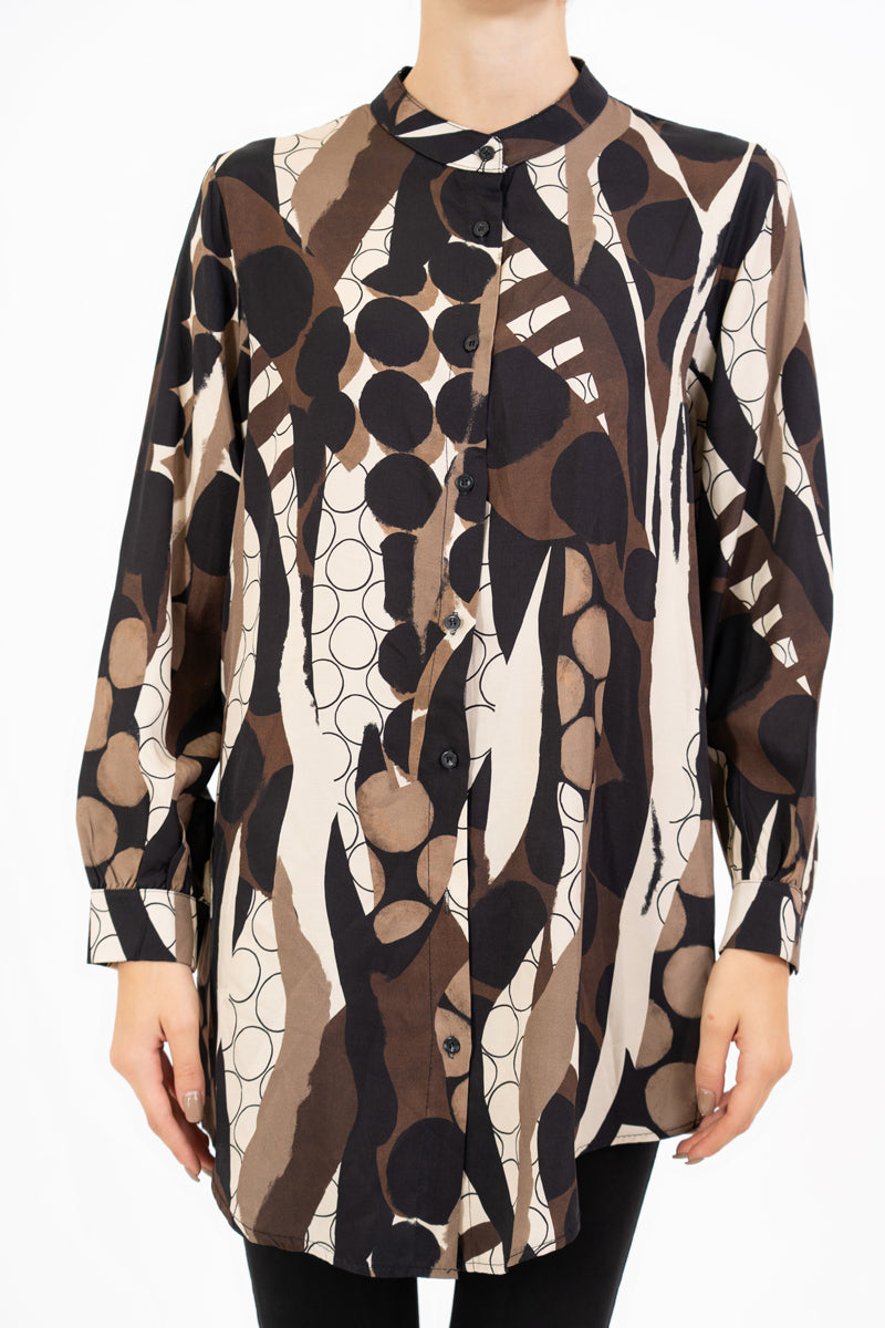 Camicia lunga in viscosa GeoFusion con collo coreano