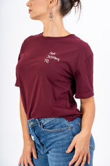 T-shirt in cotone con ricamo “mai senza te”