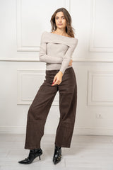 modella indossando Jeans Barrel Bexley colore