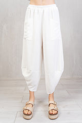 Pantalone Arabesk in tessuto leggero con tasche