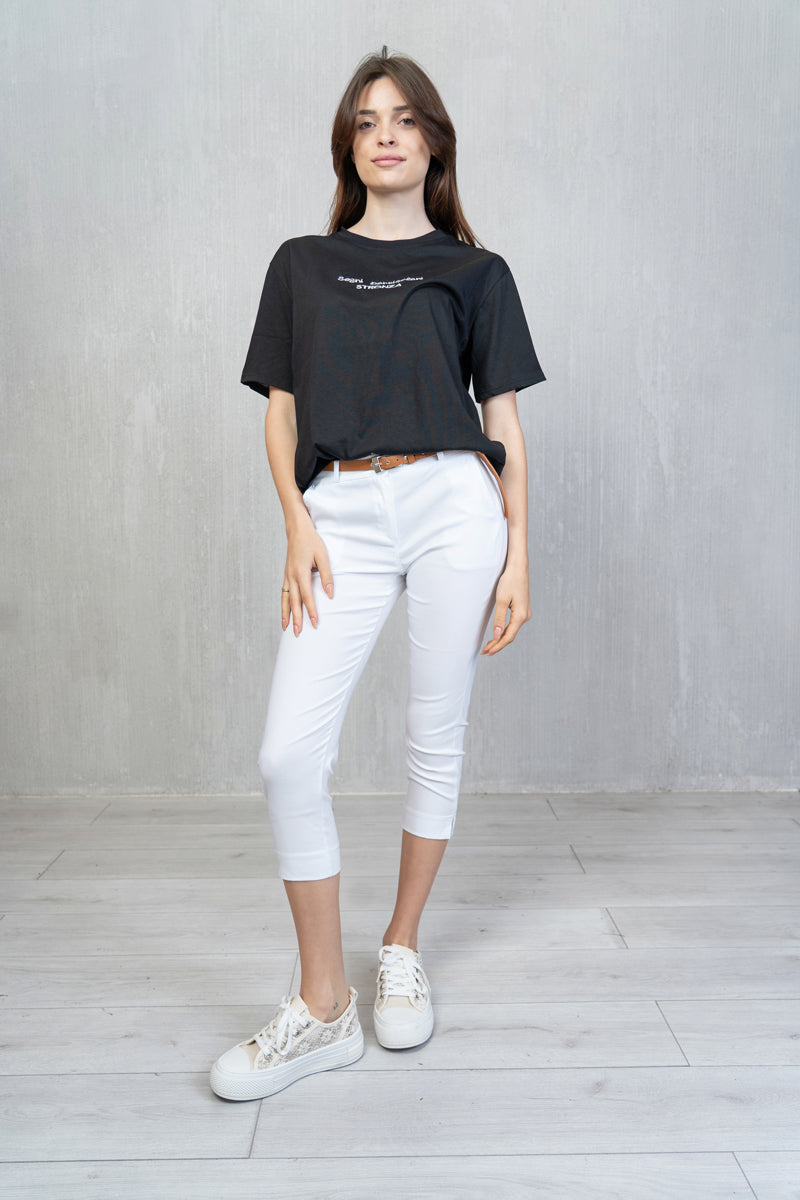 T-shirt Over in Cotone Elasticizzato nera con Ricamo Beige "Segni Particolari...."