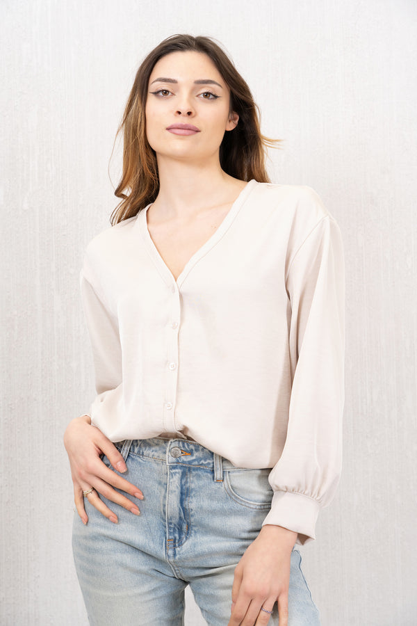 Blusa in tela rasata con bottoni beige