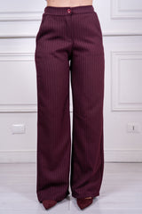 modella indossando Pantalone Elodie wide leg colore