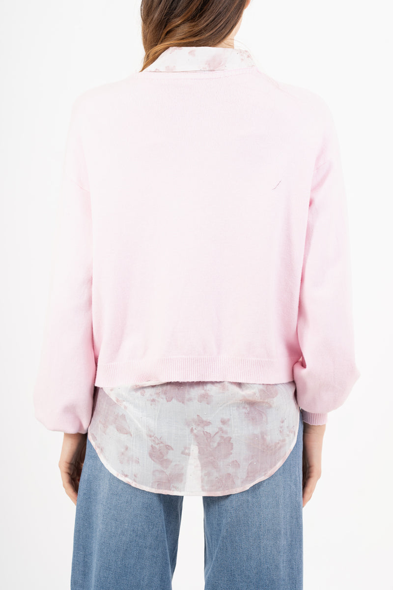 modella indossando Cardigan ampio con scollo a V e maniche a palloncino colore