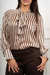 modella indossando Camicia Brompton colore